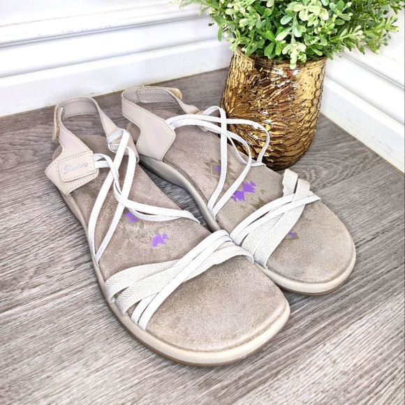 Sketchers take two sandals - Picture 1 of 5